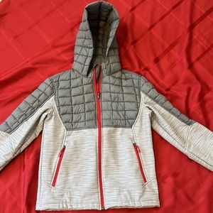 Jacket with hood, pockets in front with zipper